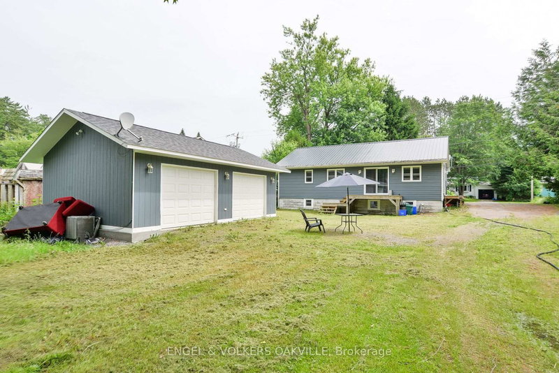 253 Maple St, Bracebridge, P1L 1K3 | Image 2