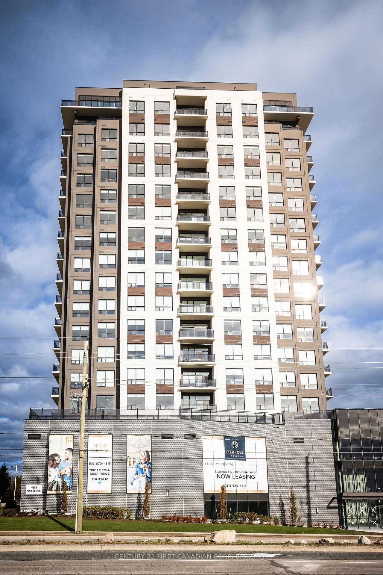 4286 E King Street, Unit 905