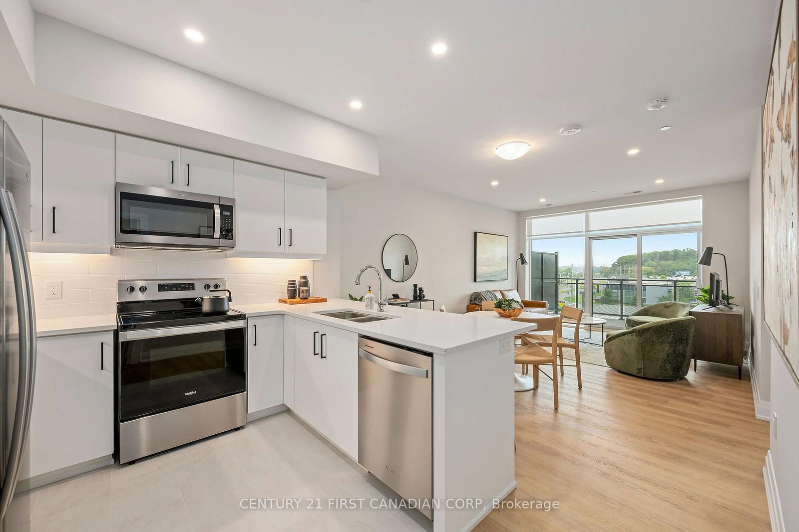 4286 E King Street, Unit 905 - Photo 5