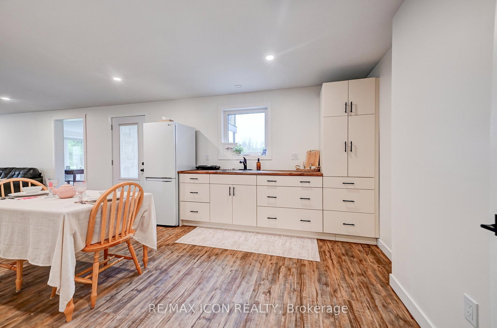 224242 Southgate 2 Road - Photo 33