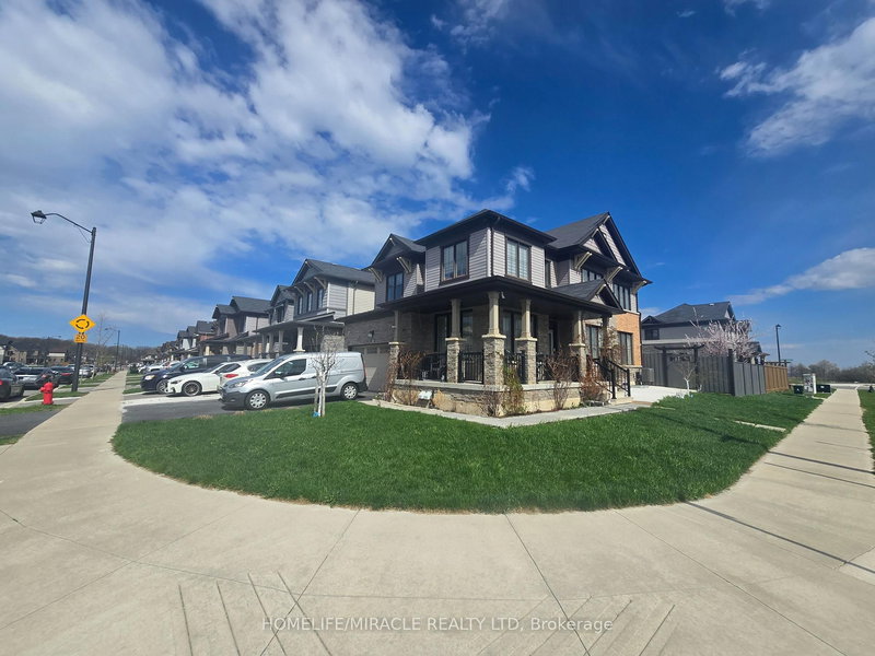 200 Bedrock Dr, Hamilton, L8J 0K6 | Image 3