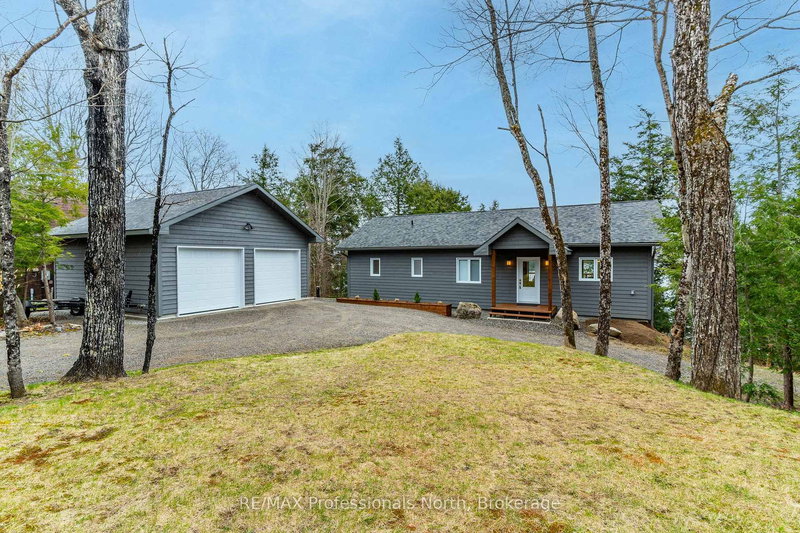 5997 Kennisis Lake Rd, Dysart et al, K0M 1S0 | Image 2