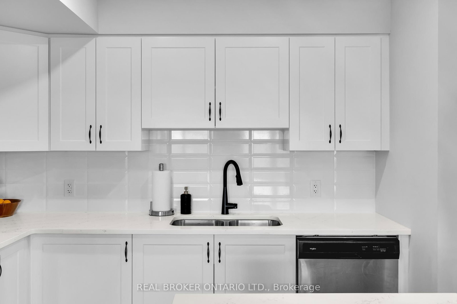 405 Pilot Private - Photo 12