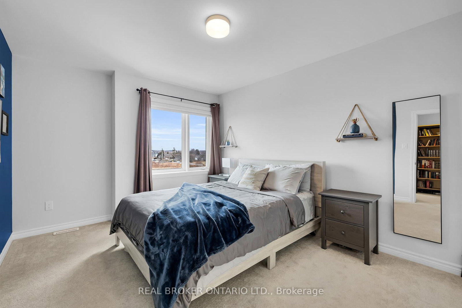 405 Pilot Private - Photo 16