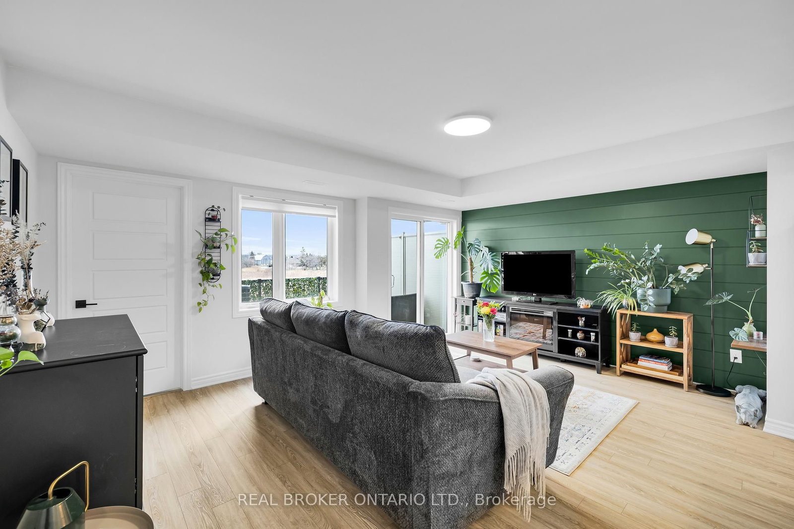 405 Pilot Private - Photo 2