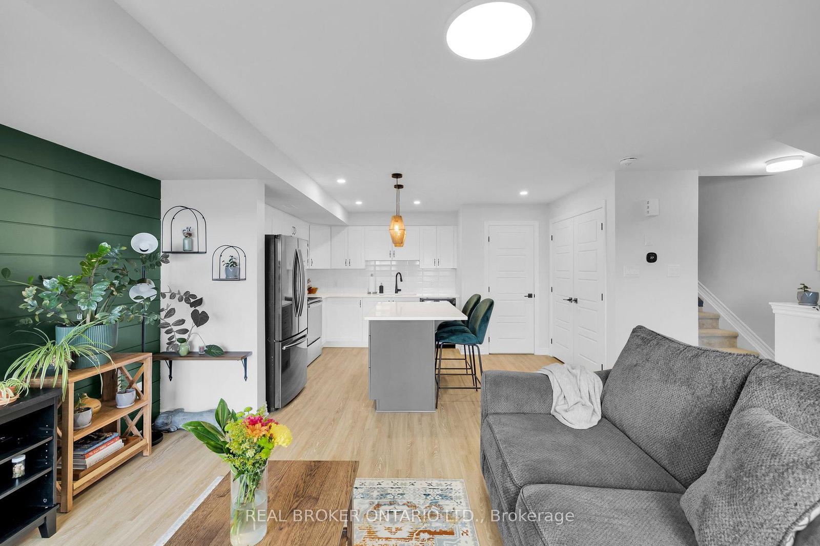 405 Pilot Private - Photo 5