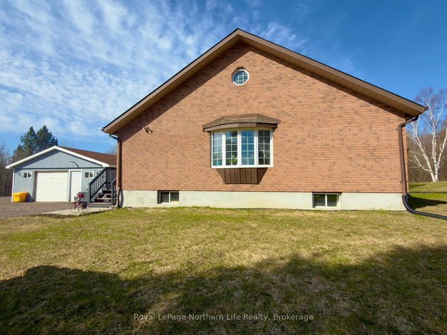 799 Maple Hill Road