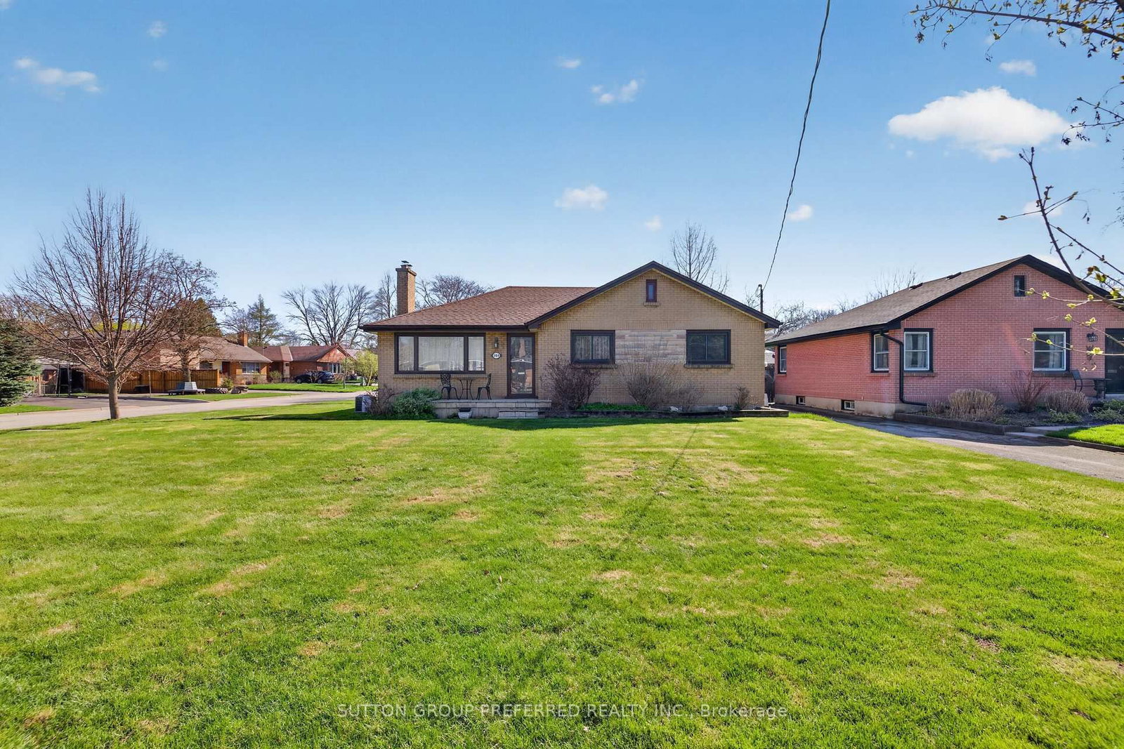 Detached House for sale at 364 Mckeon Avenue, London South, Ontario, N6C 4H5 - South G - MLS: X13031878