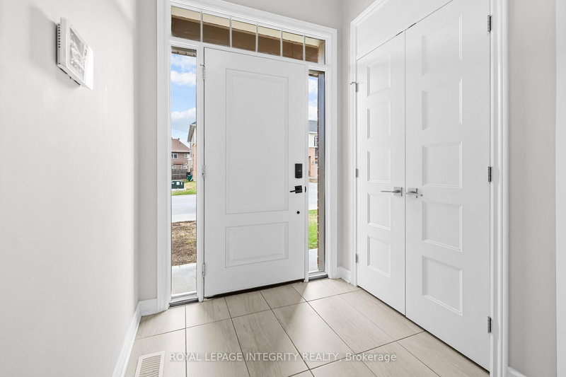 821 Indica St, Ottawa, K2S 2J8 | Image 3