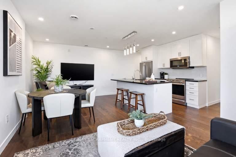 467 Charlton Avenue E, Unit 307 - Photo 15