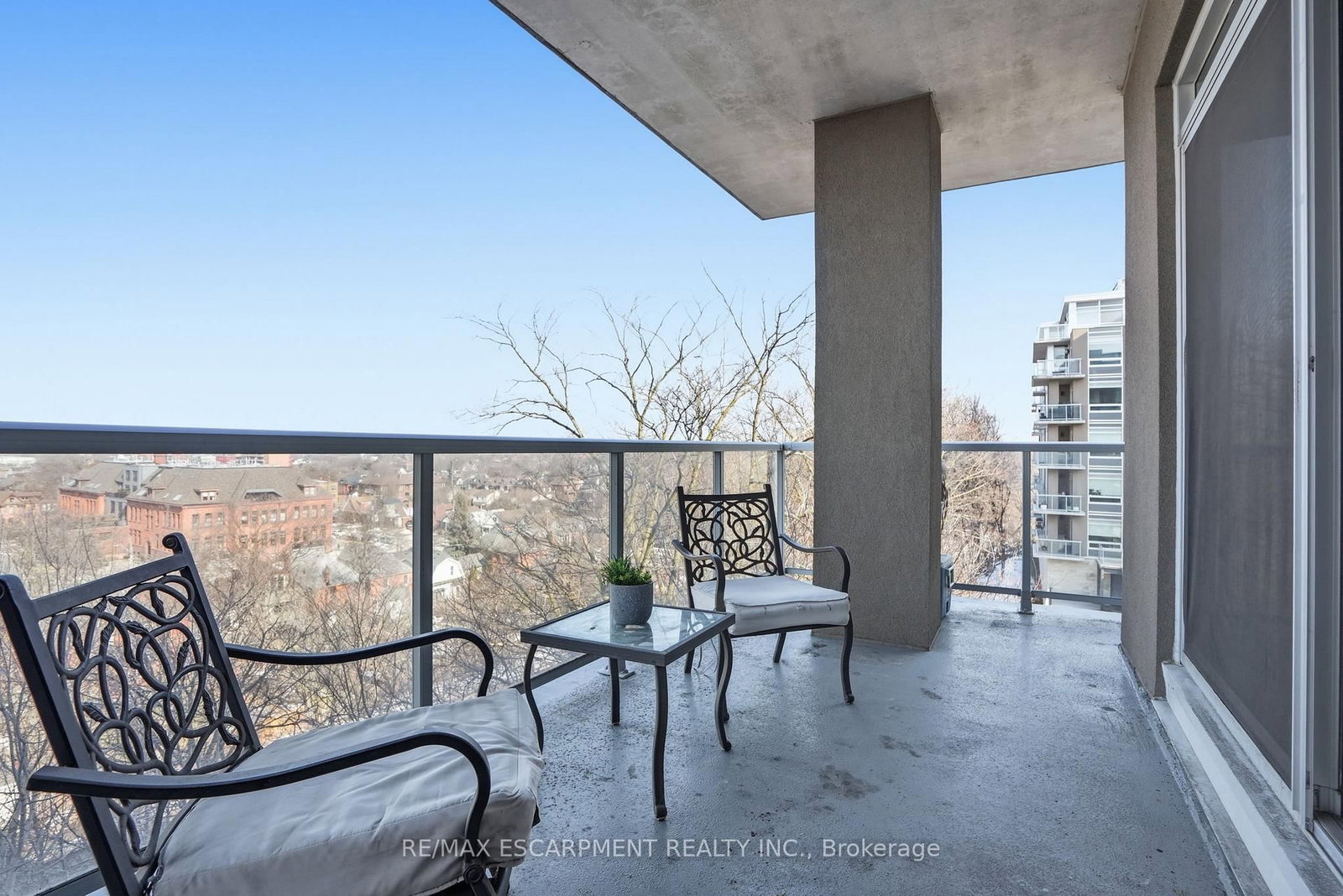 467 Charlton Avenue E, Unit 307 - Photo 27