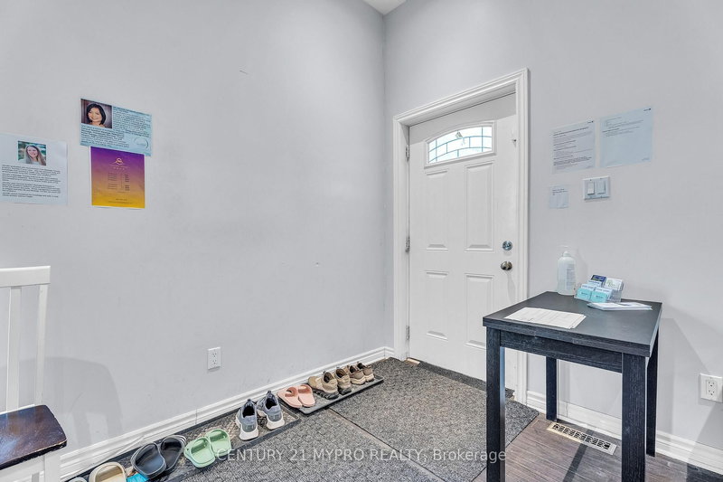 Main - 724 Adelaide St N, London East, N5Y 2L5 | Image 3