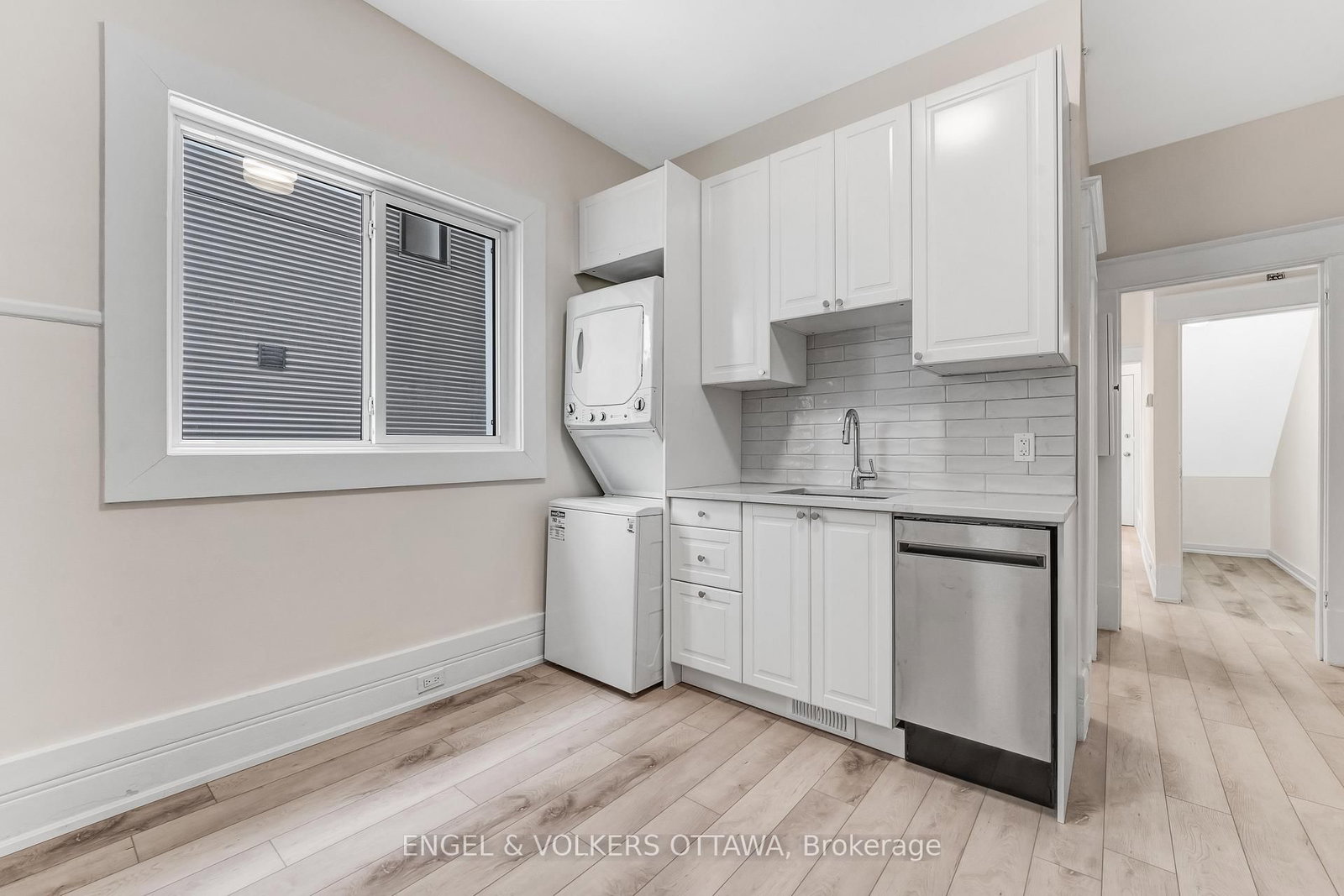 170 Ivy Crescent, Unit 2 - Photo 13