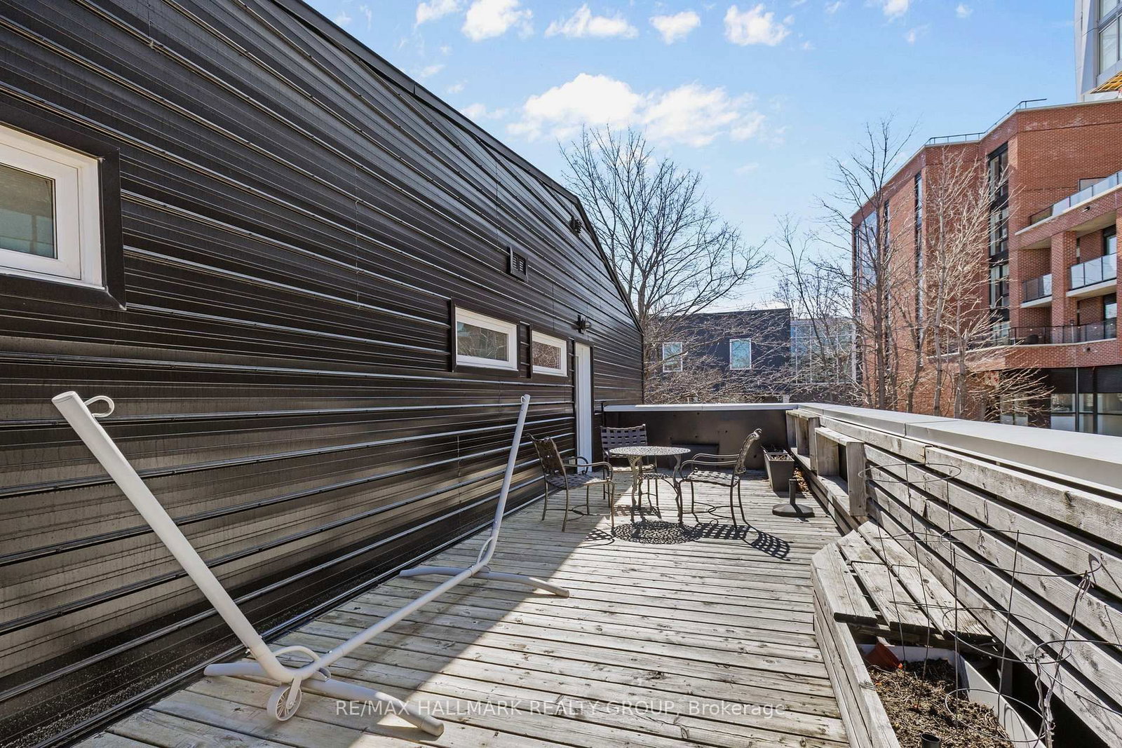 330 Winona Avenue - Photo 32