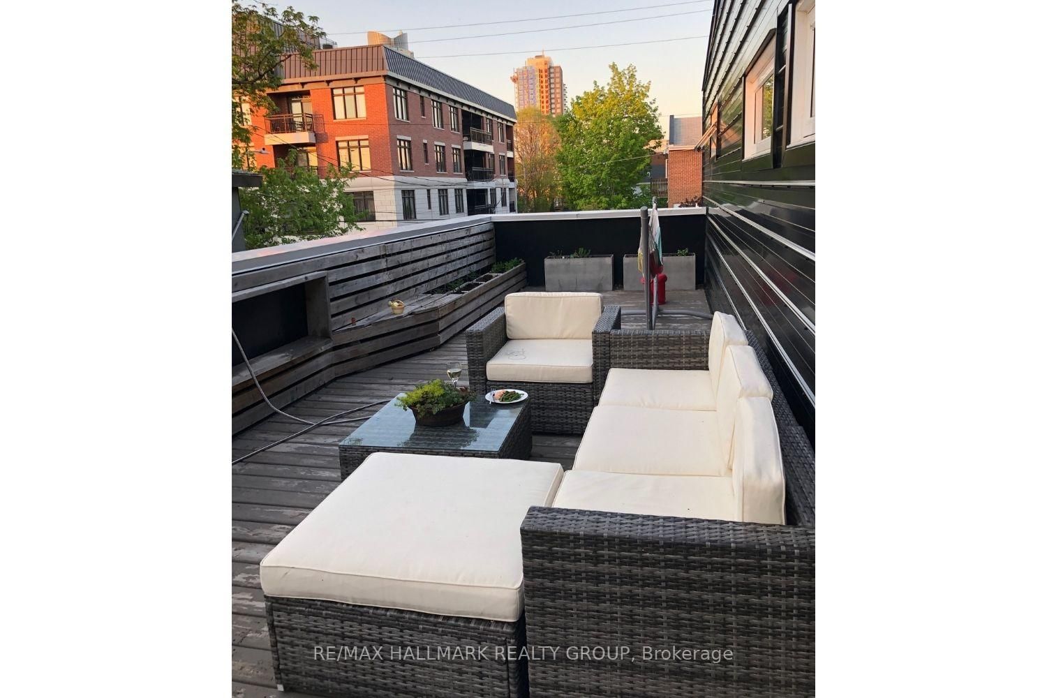 330 Winona Avenue - Photo 34