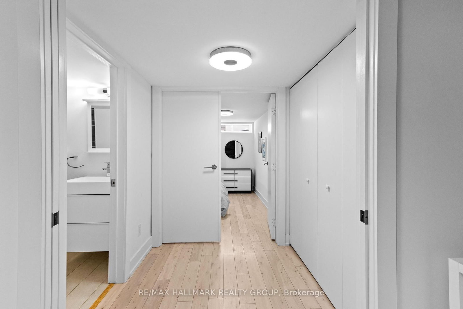 330 Winona Avenue - Photo 39