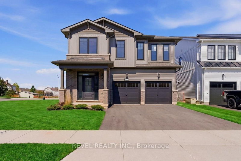 home for lease on 120 Starfire Crescent