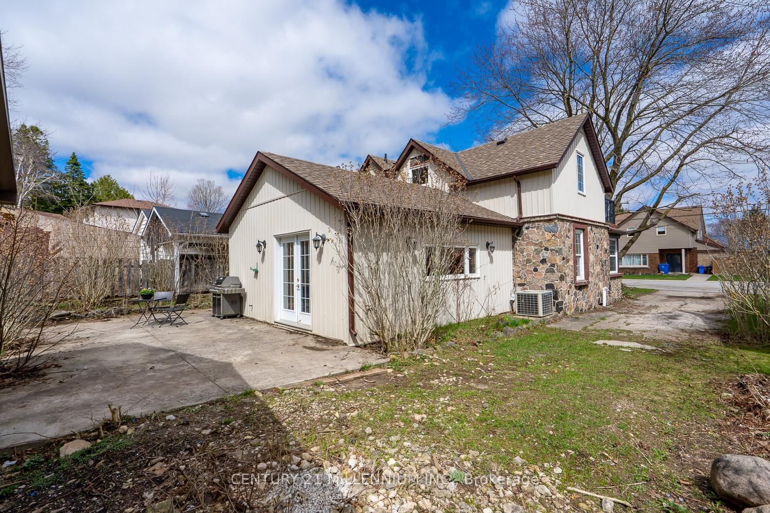 18 Crozier Street - Photo 33