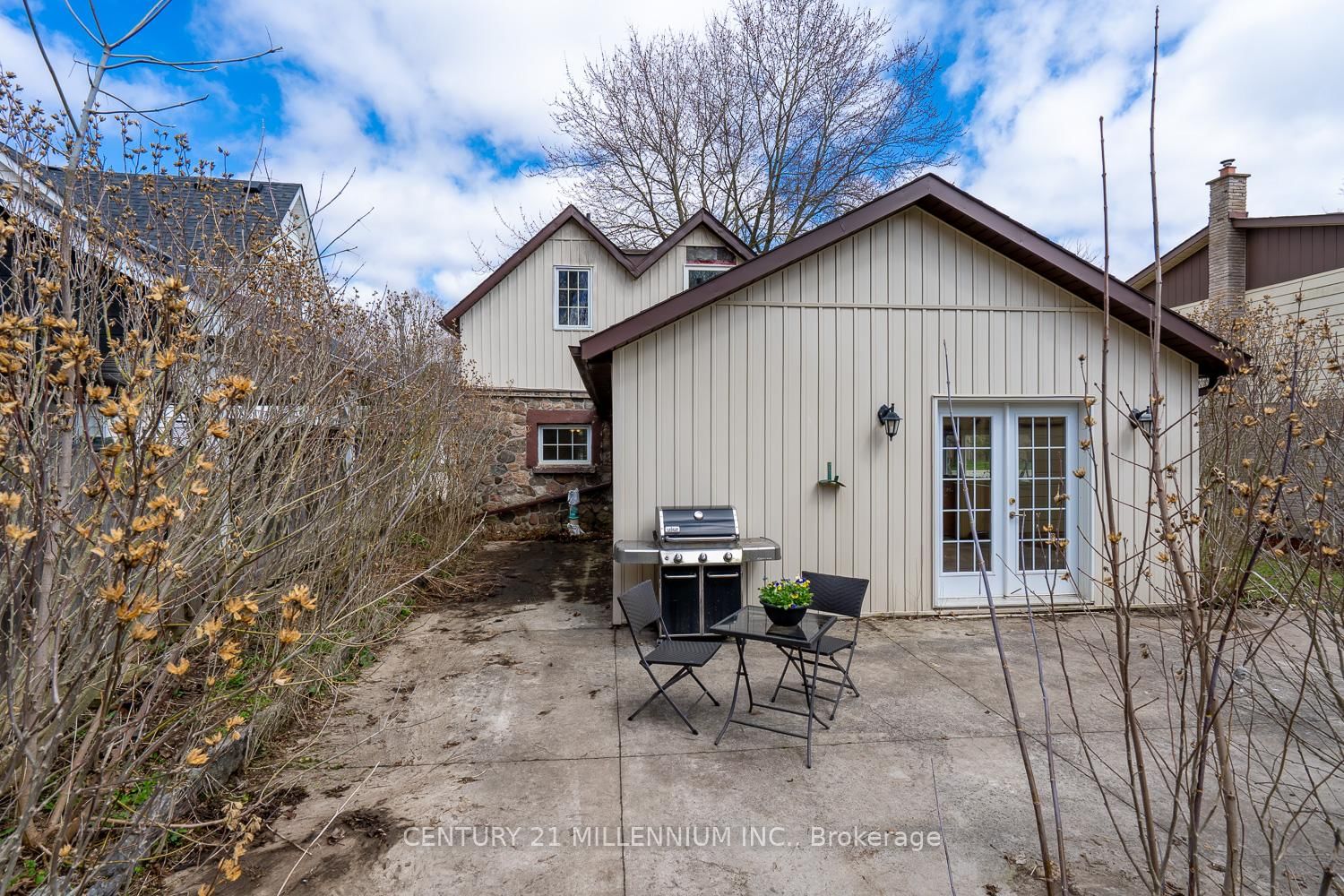 18 Crozier Street - Photo 36