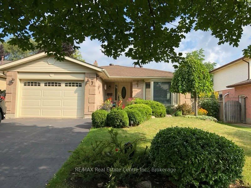 7 Kilkerran Cres, Kitchener, N2R 1B6 | Image 2