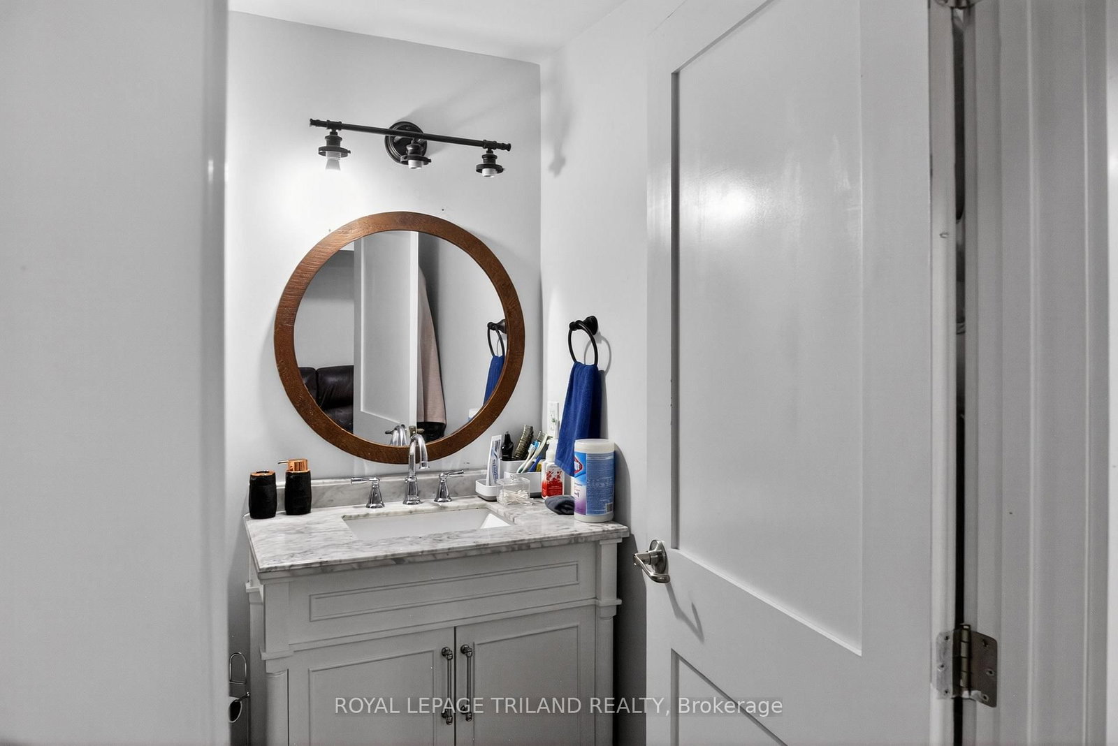 112 Clarendon Crescent - Photo 25