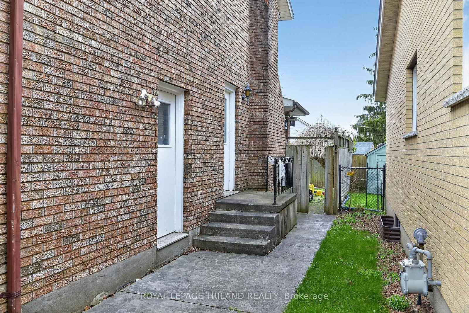 112 Clarendon Crescent - Photo 26