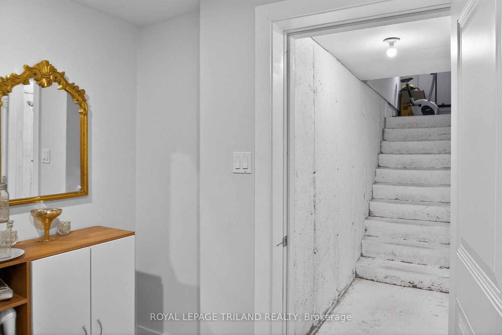 112 Clarendon Crescent - Photo 27