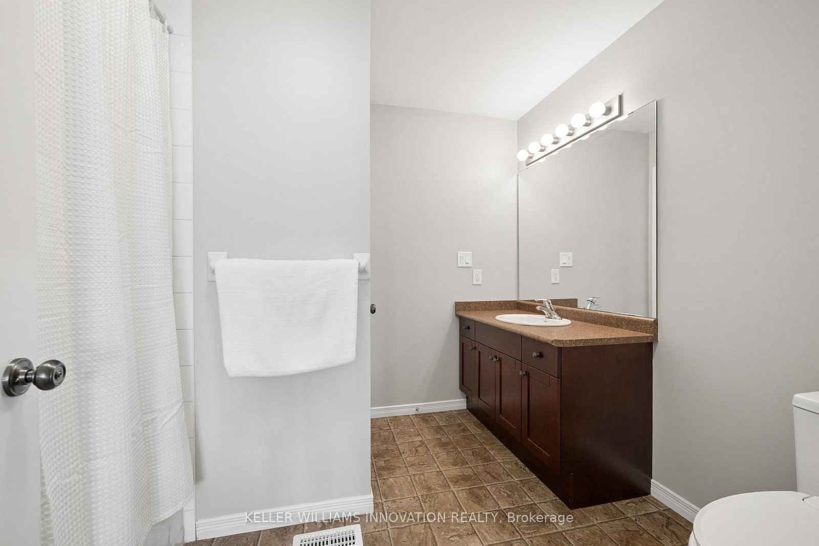 951 Zeller Crescent - Photo 22