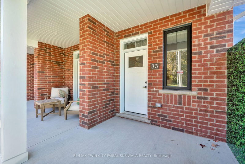 33 MILL St, Kitchener, N2G 0G6 | Image 3