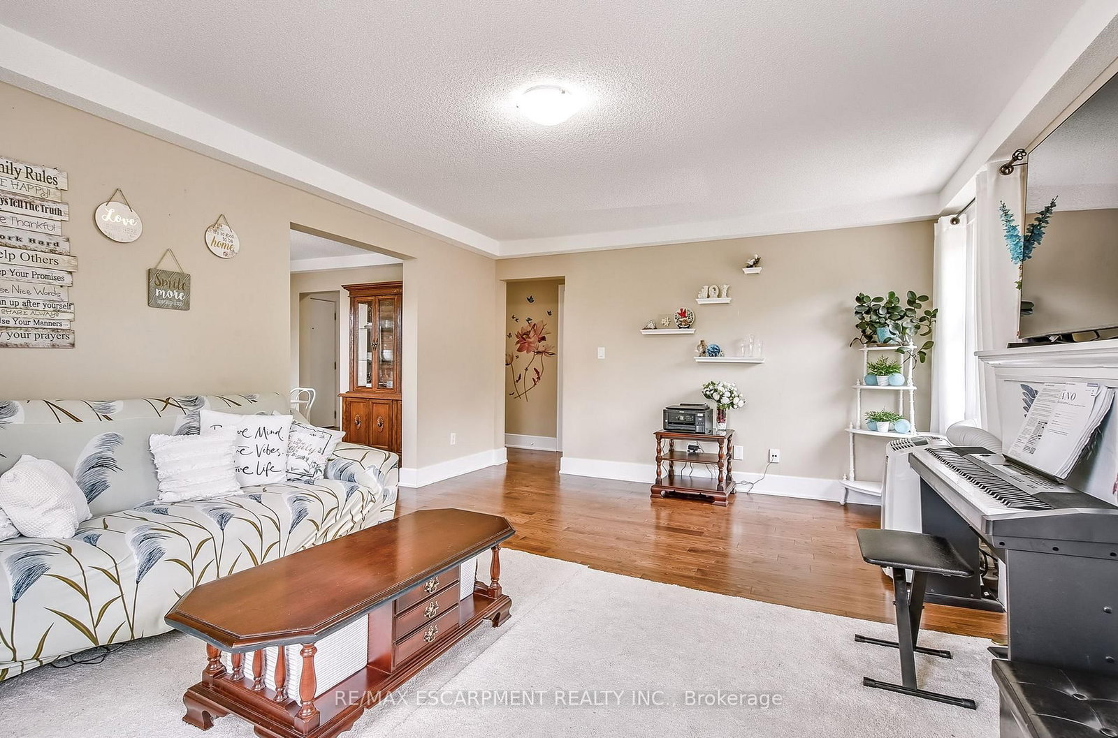 25 Mountwood Avenue, Unit 14 - Photo 19