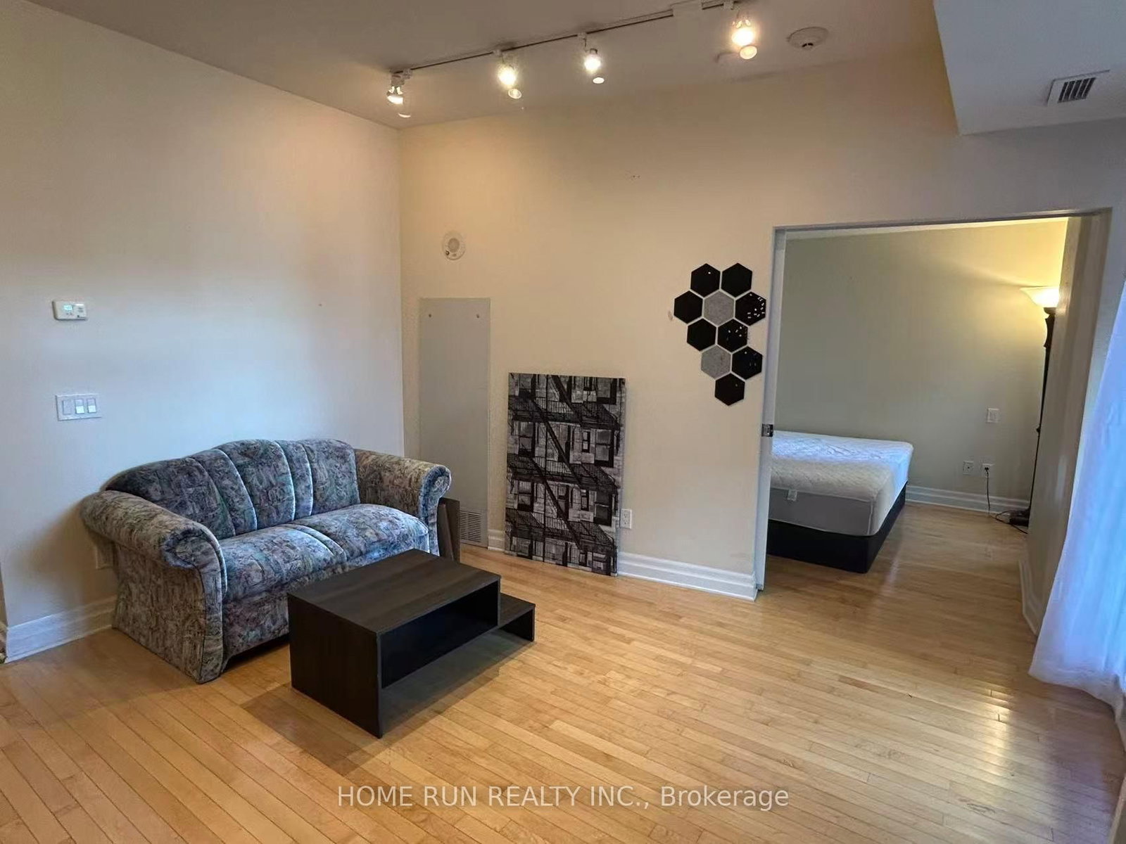 245 Kent Street, Unit 1007 - Photo 12