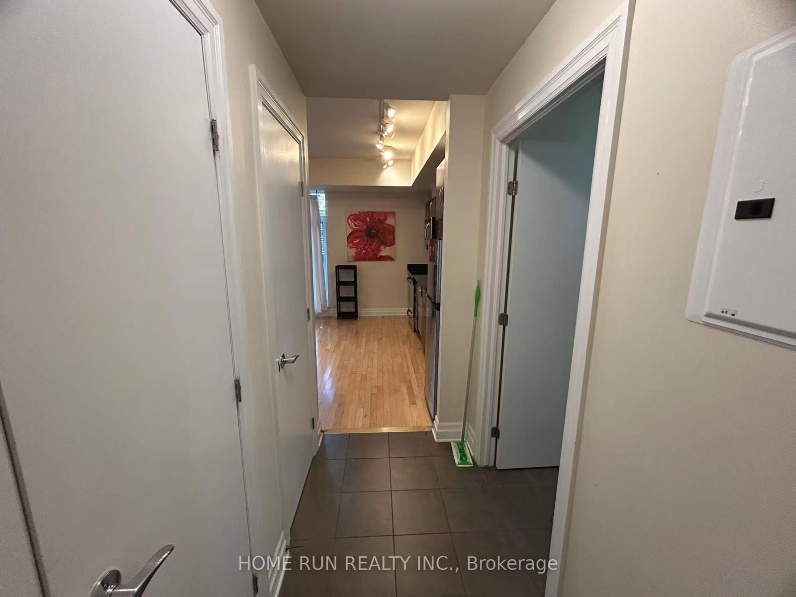 245 Kent Street, Unit 1007 - Photo 6