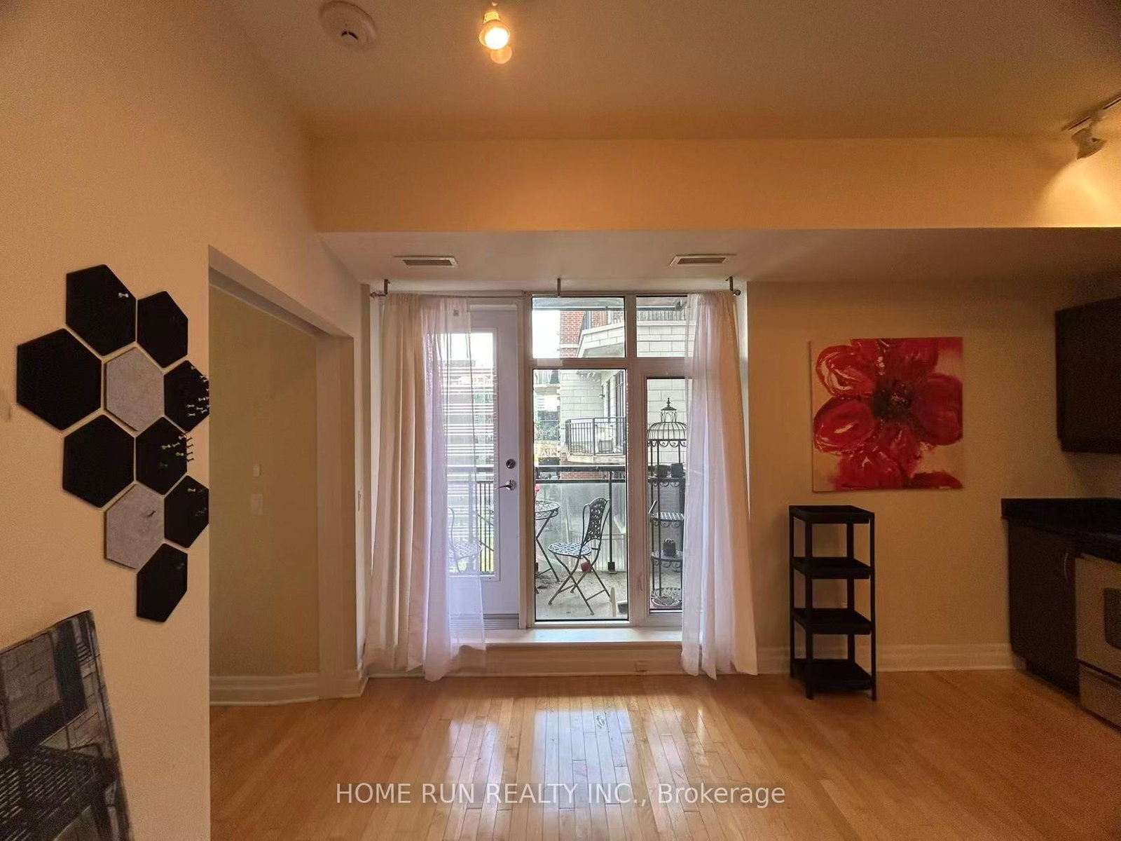 245 Kent Street, Unit 1007 - Photo 14