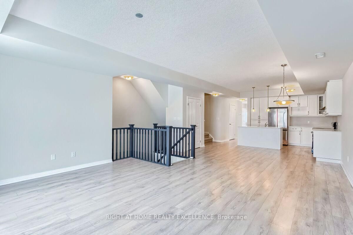 124 Seabrook Drive, Unit 7 - Photo 12