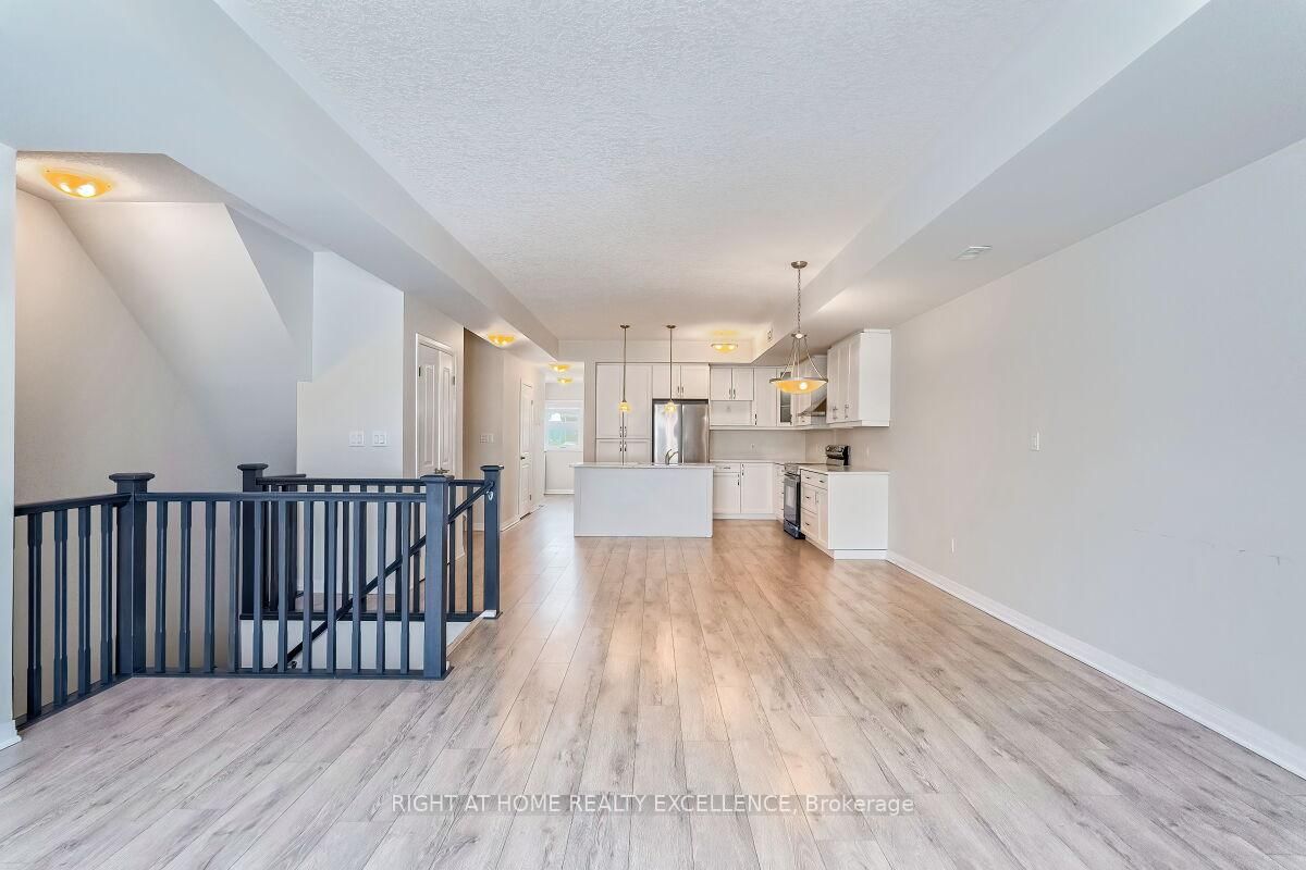 124 Seabrook Drive, Unit 7 - Photo 13