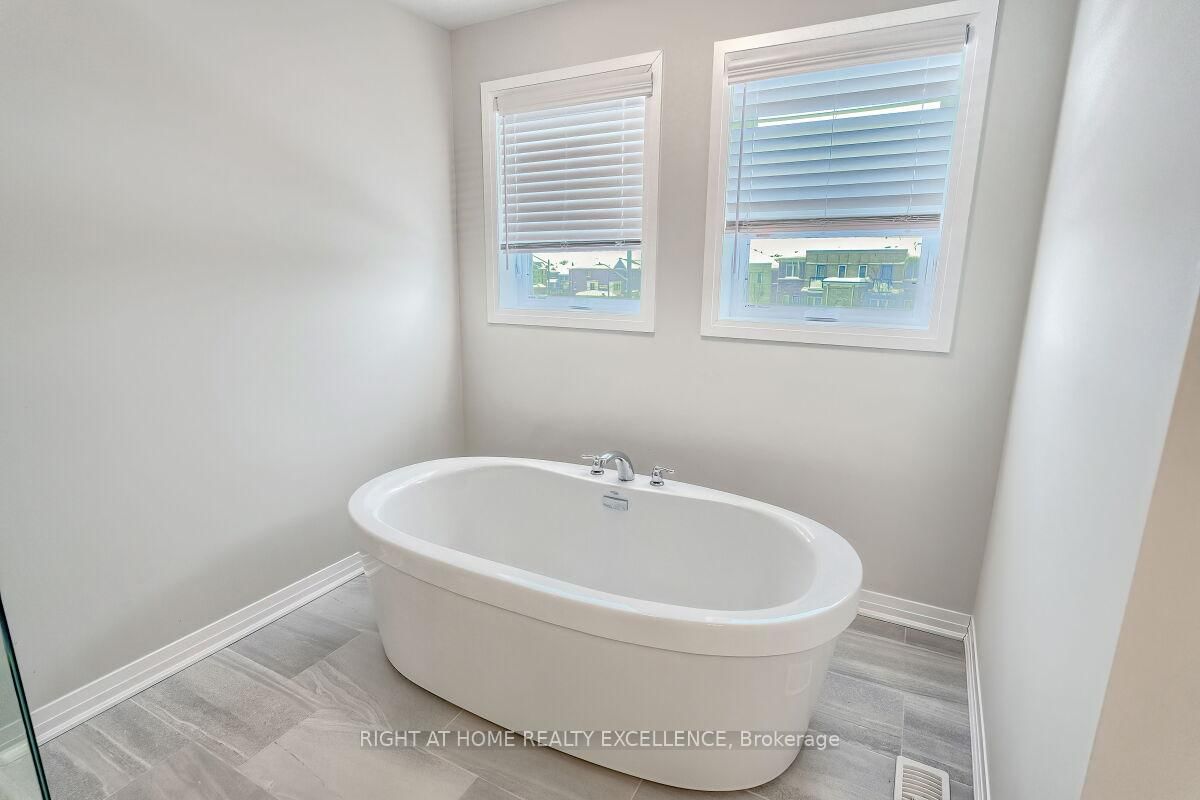 124 Seabrook Drive, Unit 7 - Photo 39