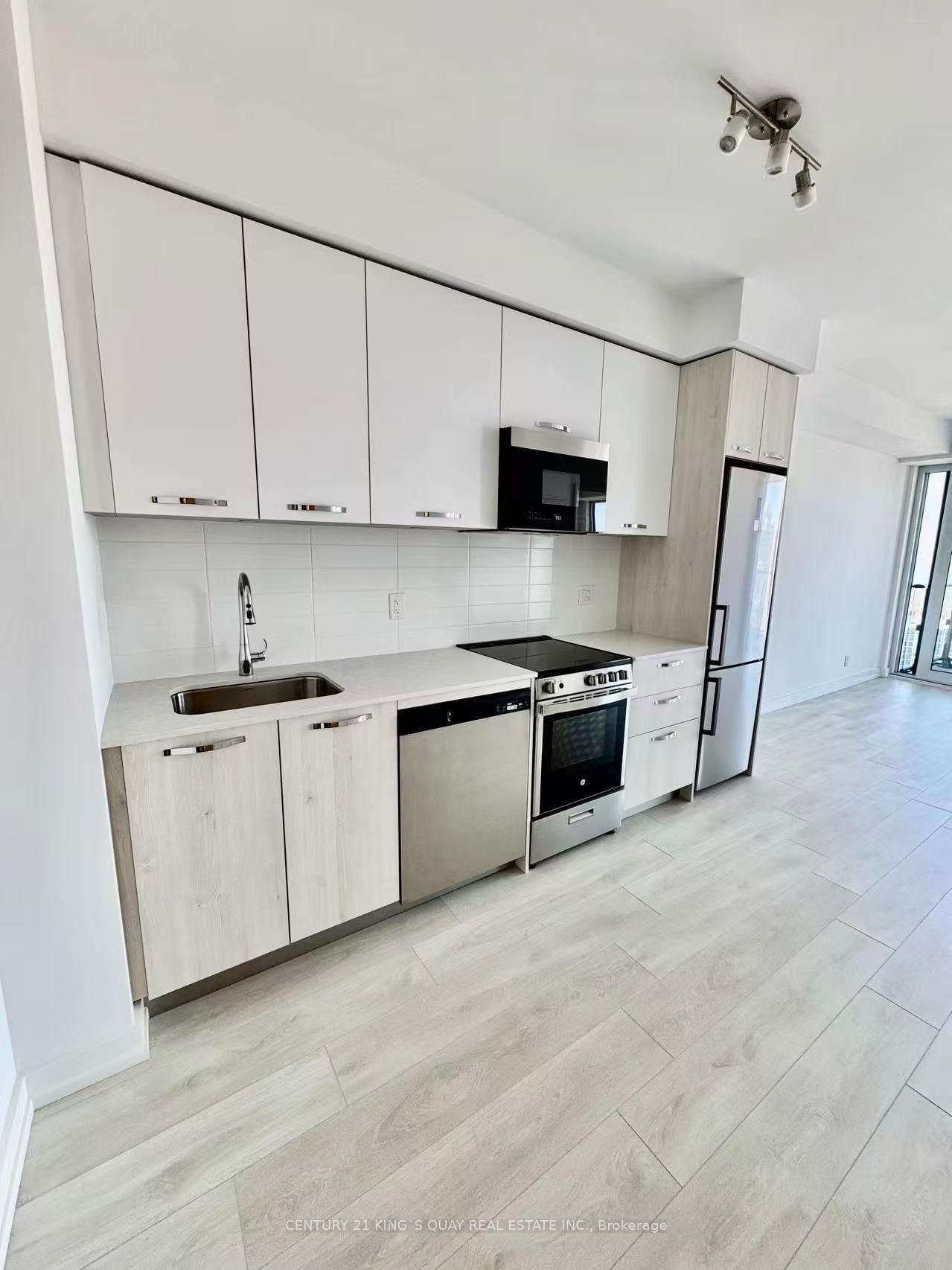 75 James Street S, Unit 2603 - Photo 10