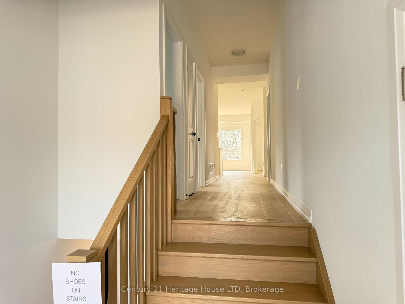 736 Burwell Street - Photo 2