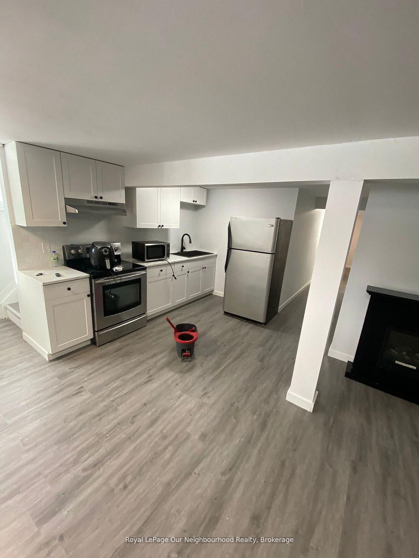 5749 Summer Street, Unit Basement - Photo 10