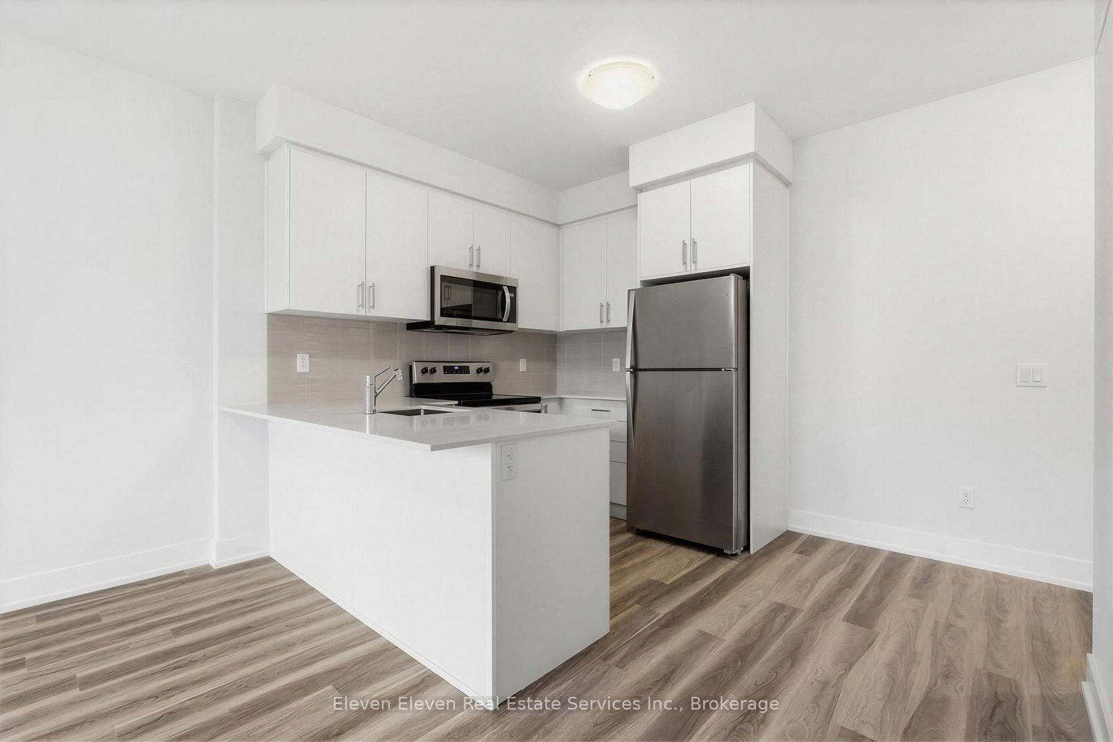 1100 Lackner Place, Unit 322 - Photo 16