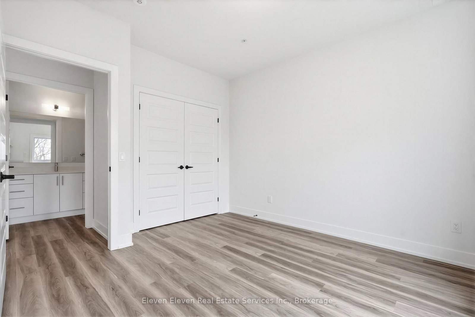 1100 Lackner Place, Unit 322 - Photo 21