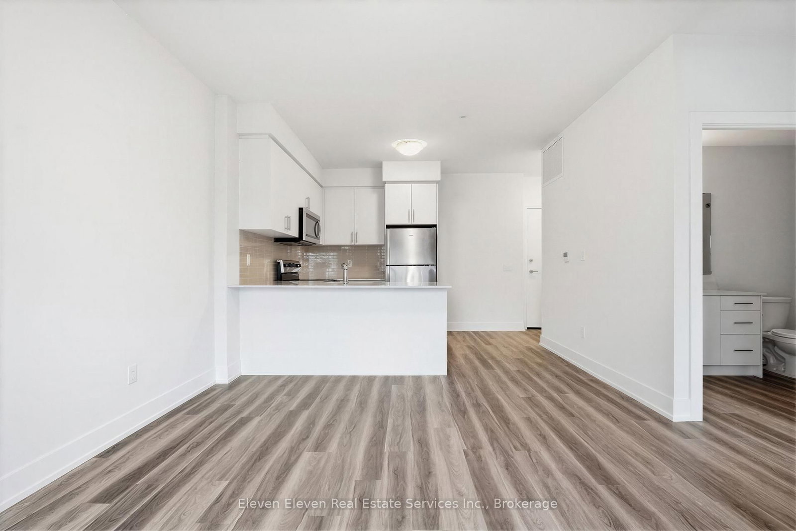 1100 Lackner Place, Unit 322 - Photo 8