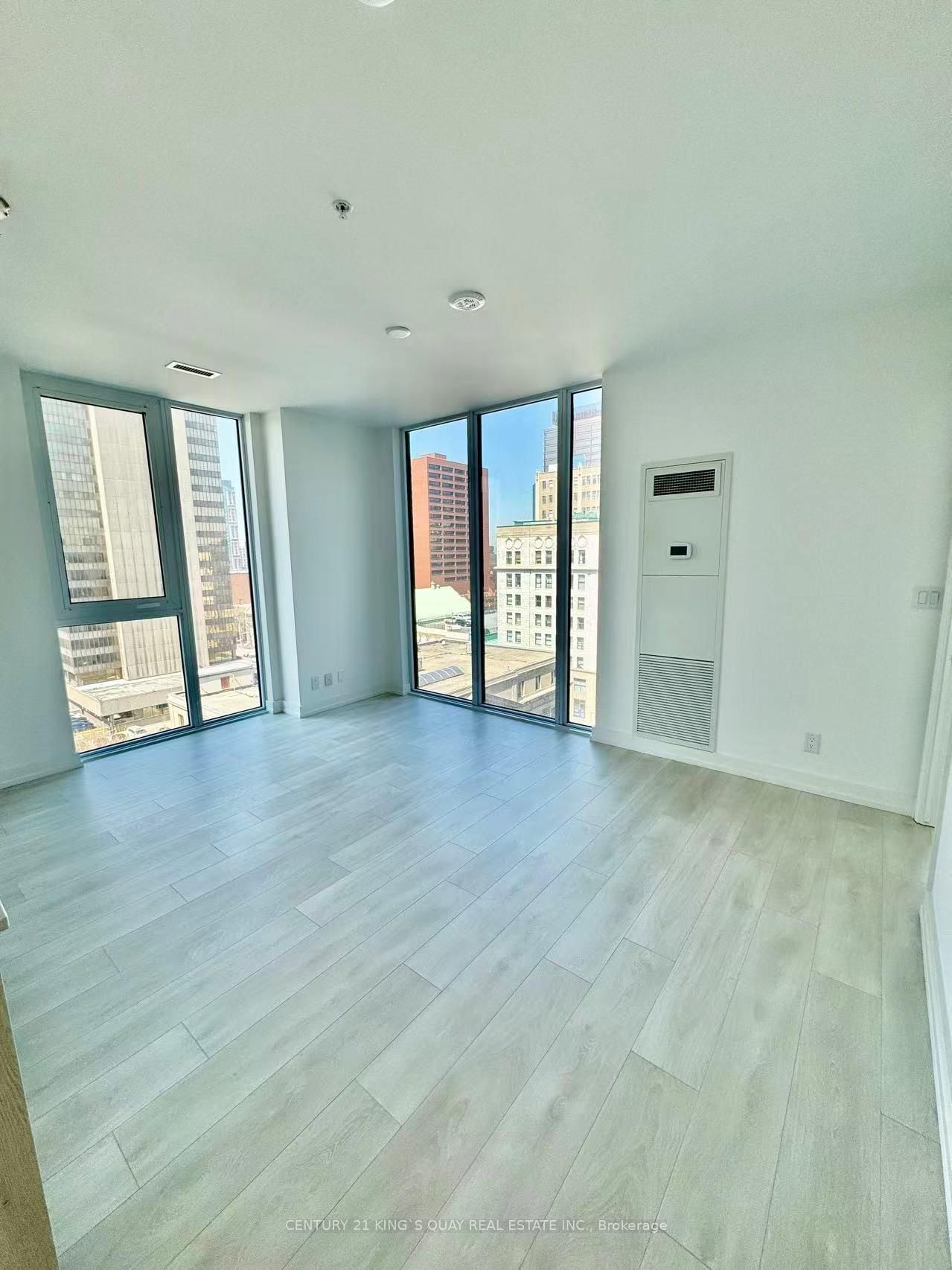 75 James Street S, Unit 1002 - Photo 24