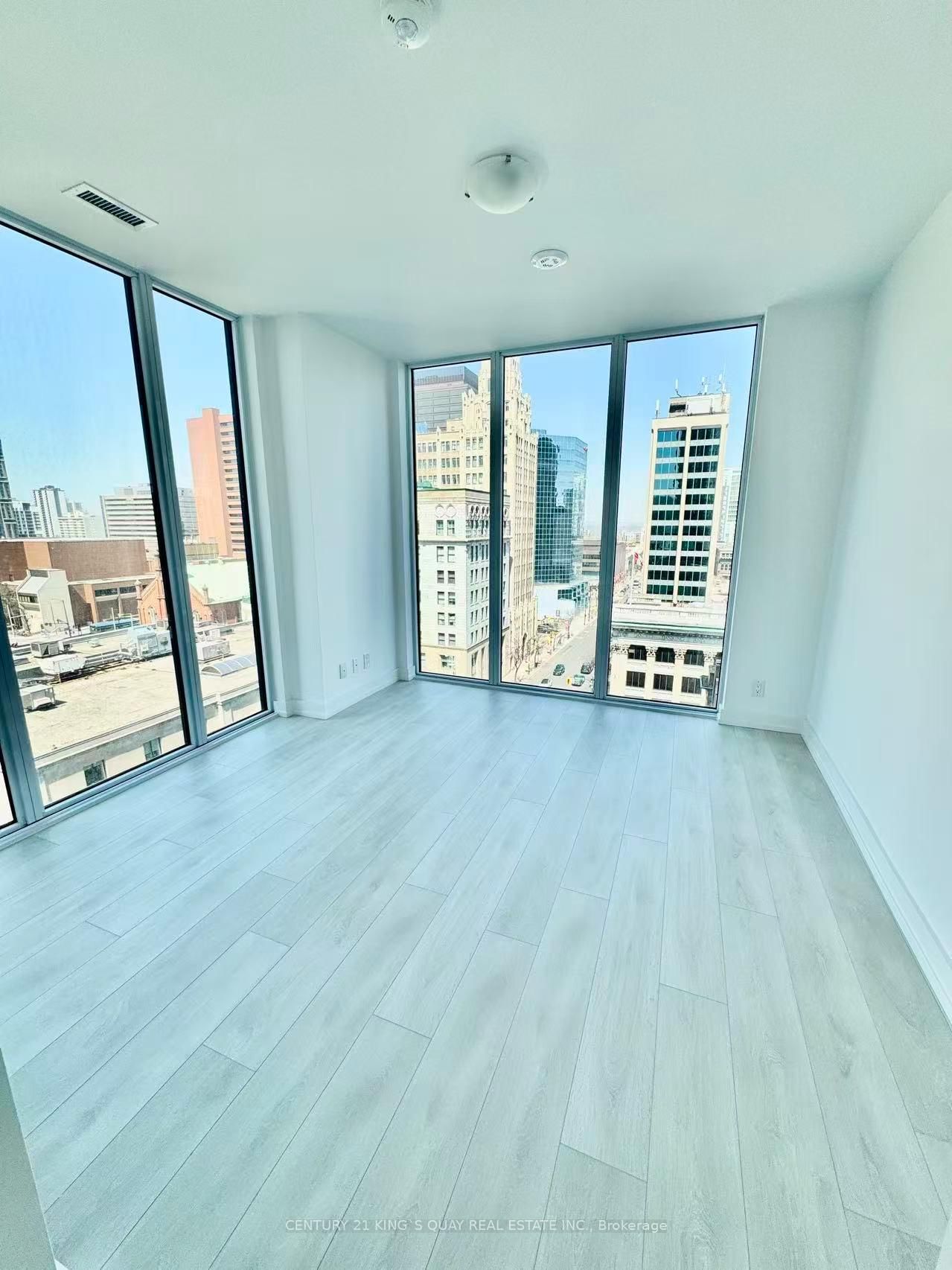 75 James Street S, Unit 1002 - Photo 25