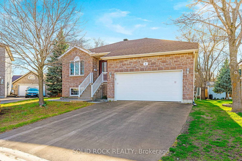 26 Regency Pl, Brockville, K6V 7M5 | Image 2