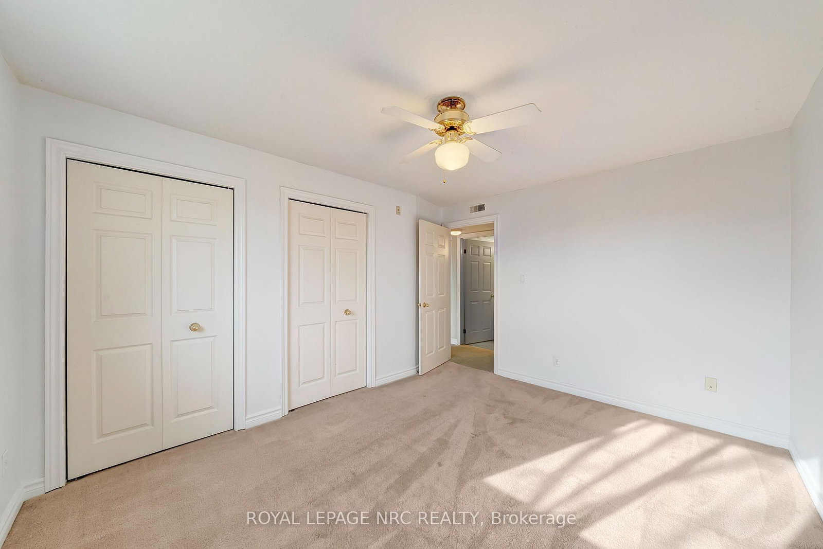 1061 Vansickle Road, Unit 303B - Photo 19