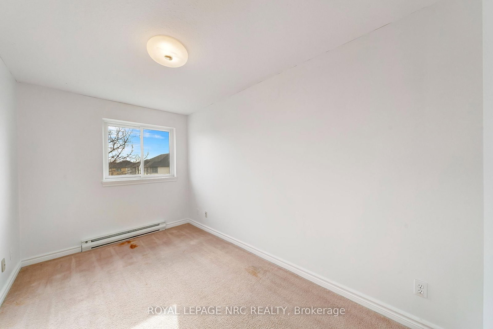 1061 Vansickle Road, Unit 303B - Photo 23