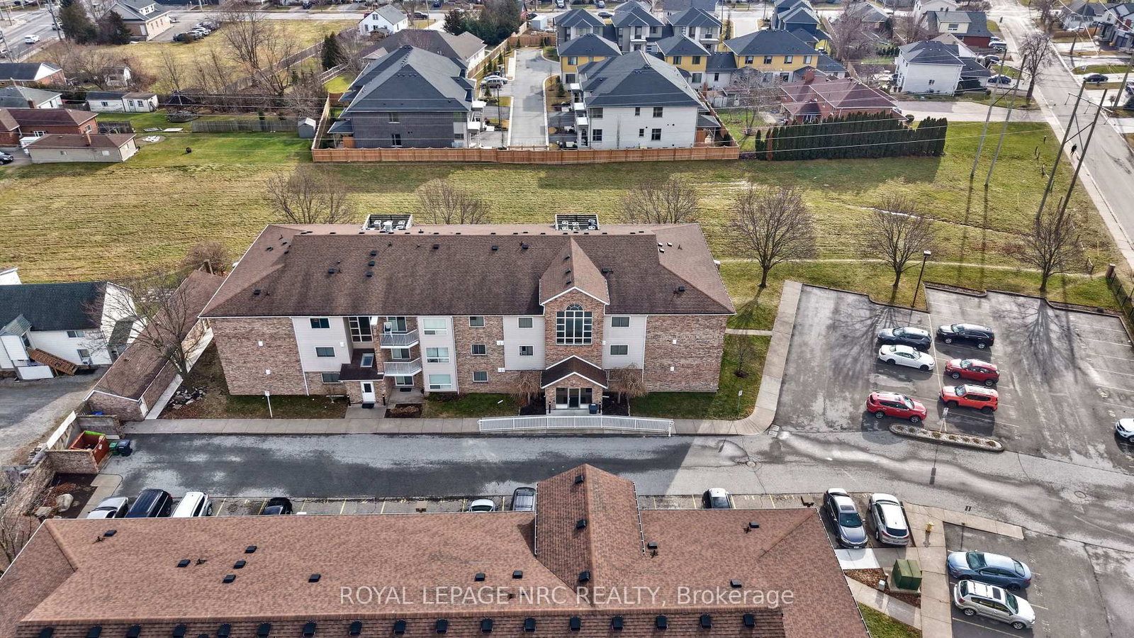 1061 Vansickle Road, Unit 303B - Photo 25