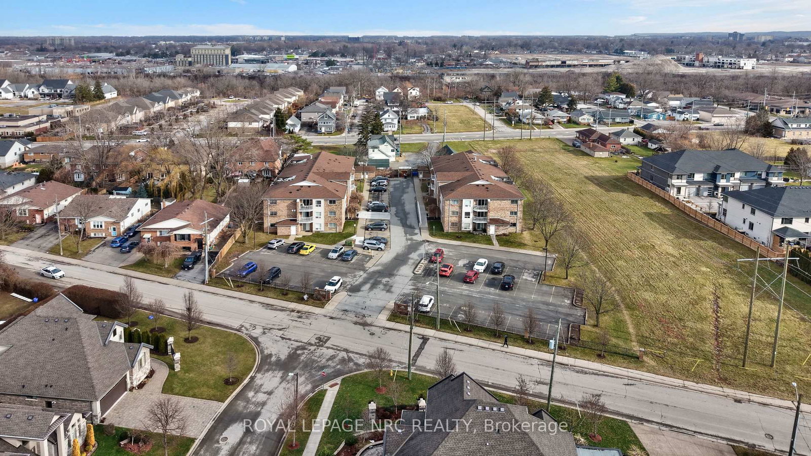 1061 Vansickle Road, Unit 303B - Photo 26