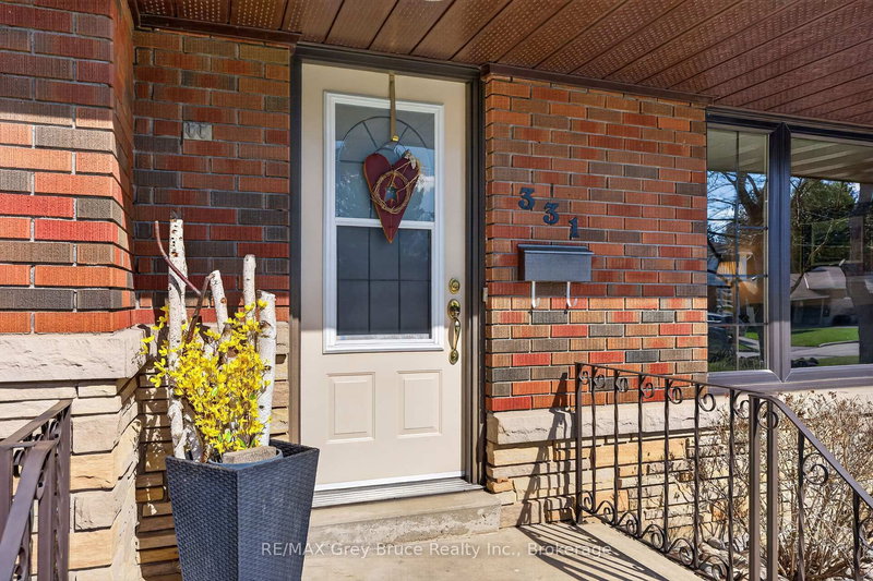 331 8th Ave E, Owen Sound, N4K 3A3 | Image 3